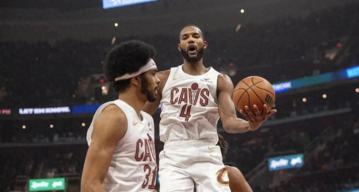 世界杯比赛在线观看平台-骑士输独行侠后！3个没想到，1短板放大，基德有东西，1人成亮点